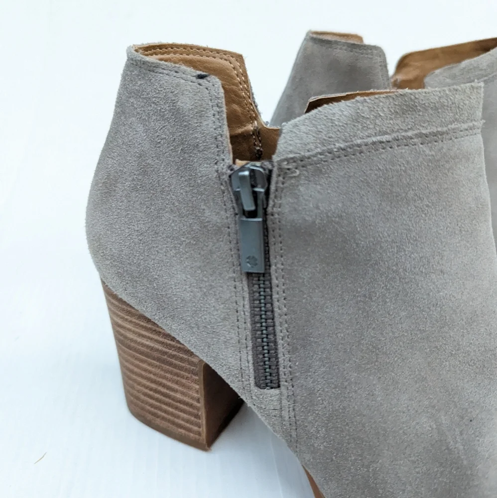 LUCKY BRAND Noryn gray suede leather heeled ankle booties